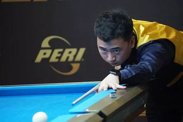 员们展现出 员们展现出